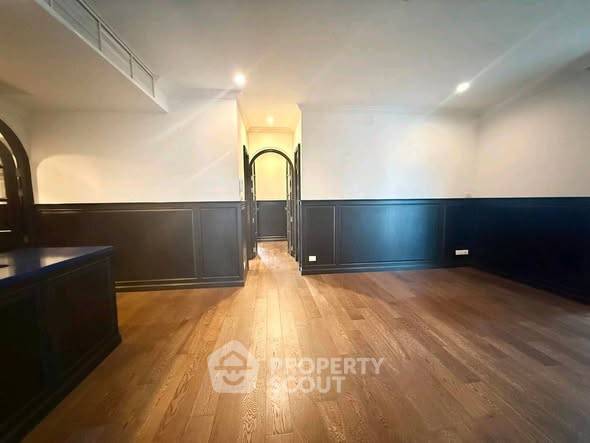 picture 2-BR Condo at Aguston Sukhumvit 22 near MRT Queen Sirikit National Convention Centre (ID 2541061) - 2/15