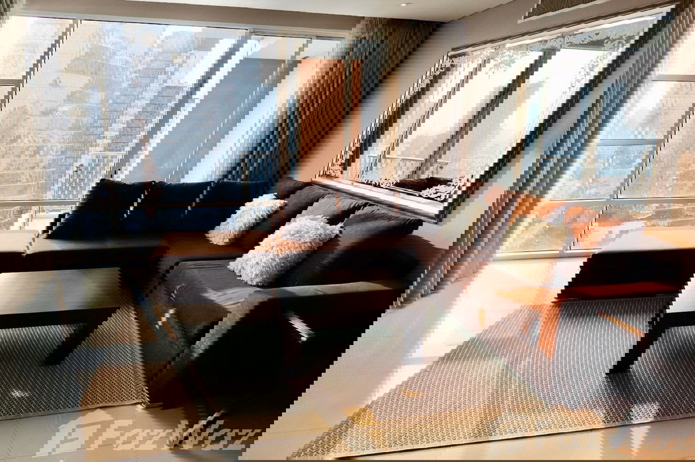 รูป คอนโดให้เช่า 3 ห้องนอน ในโครงการ ฟูลเลอตัน สุขุมวิท 660468 - รูปที่ 1/6