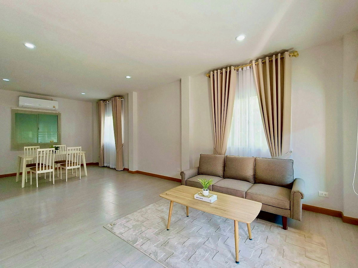 picture Semi-Detached Home Designed Like a Single House | Prime Panya Intra Location Near Safari World - 6/20