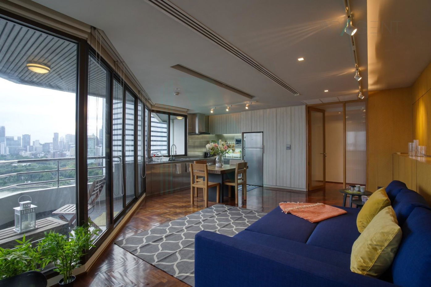 picture ð For Rent Condo LAKE AVENUE Building 1, Floor 19,2 bed room, Room size 129 sqm - 4/8