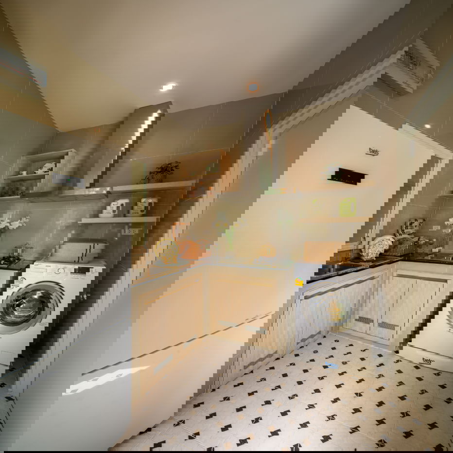 picture Saransiri Srinakarin-Praksa: Modern Farmhouse style single-family homes in a convenient location near BTS Praksa. - 7/14