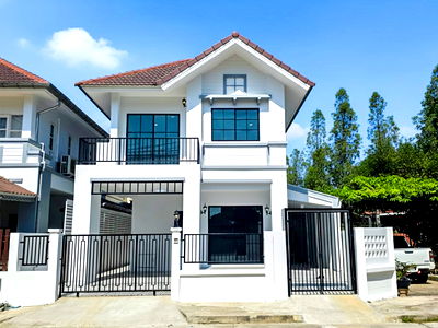 บ้านแฝด ลำลูกกา คลองสาม : 5 นาทีถึง BTS คูคต บ้านแฝดเสนากรีนวิลล์ ทำเลทอง ลำลูกกา-พหลโยธิน เชื่อมต่อวิภาวดี-โทลล์เวย์ ตกแต่งใหม่พร้อมอยู่ ราคาดีที่สุดในย่าน 3.39 ลบ.