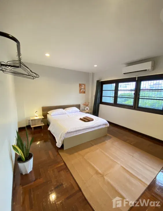 รูป ทาวน์เฮ้าส์ให้เช่า 6 ห้องนอน ใน พระโขนงเหนือ, กรุงเทพมหานคร 5957542 - รูปที่ 13/20