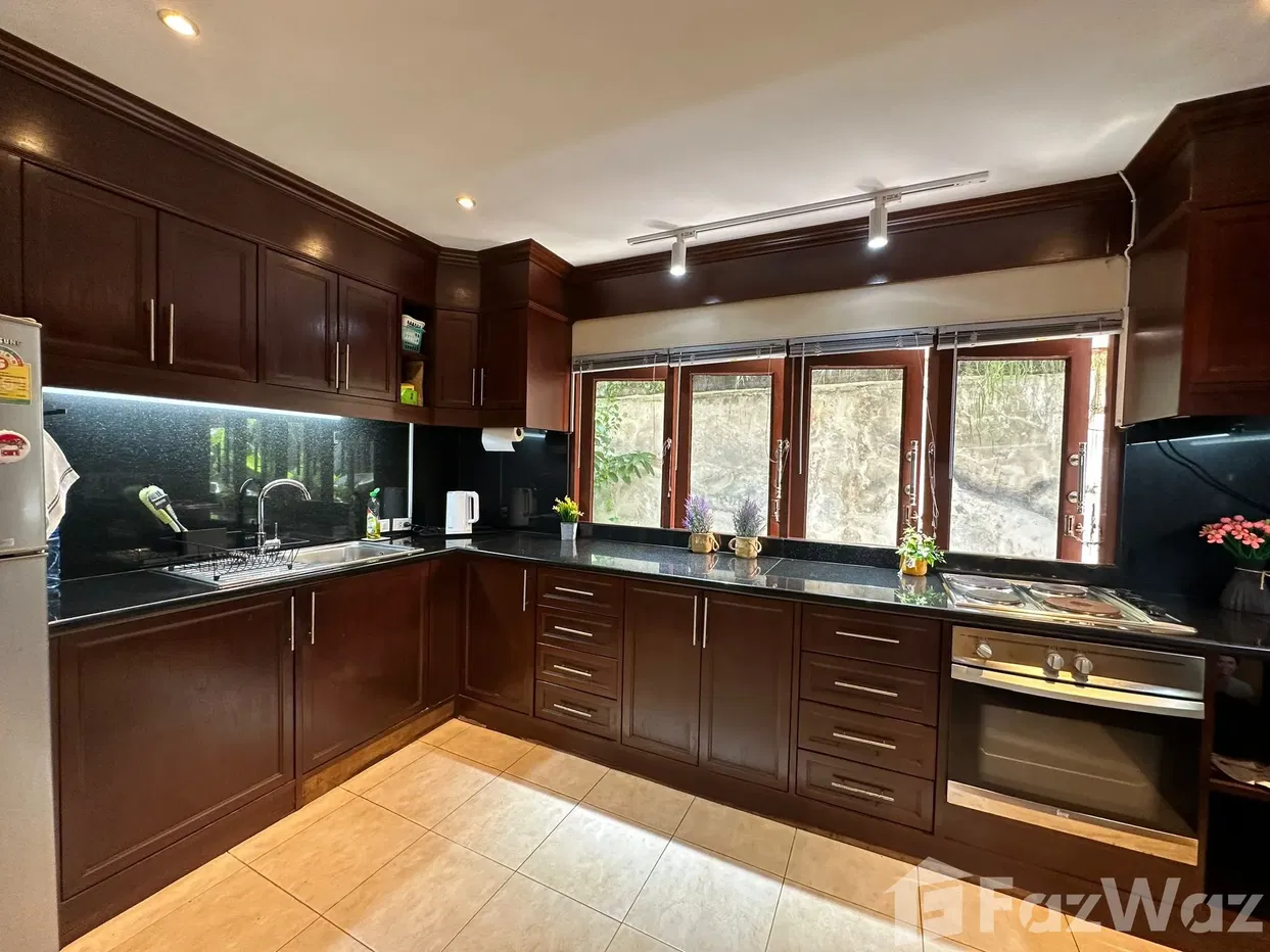 picture 3 Bedroom Townhouse for rent in Patong, Phuket 5969275 - 3/14