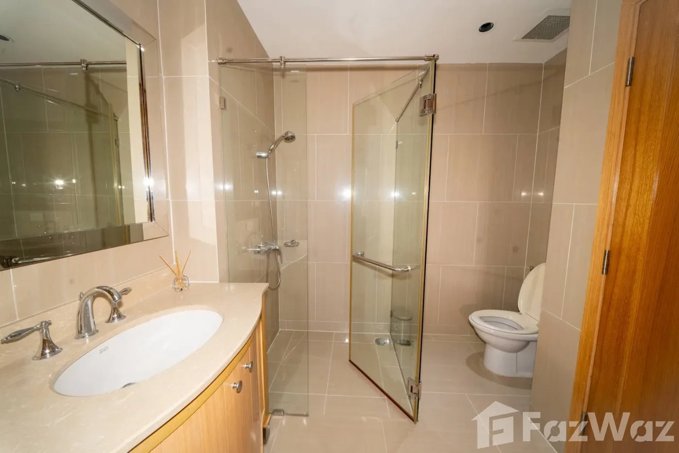 รูป คอนโดให้เช่า 2 ห้องนอน ในโครงการ ดิ เอ็มไพร์ เพลซ 5950077 - รูปที่ 10/11