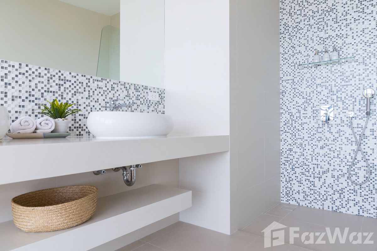 รูป วิลล่าให้เช่า 3 ห้องนอน ในโครงการ เดอะ ริจ 967900 - รูปที่ 33/83