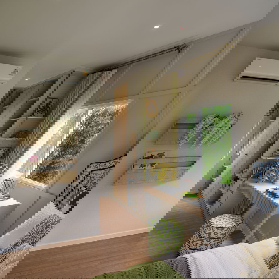 picture Saransiri Srinakarin-Praksa: Modern Farmhouse style single-family homes in a convenient location near BTS Praksa. - 12/14