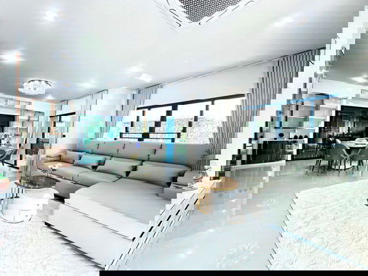 picture FOR RENT SETTHASIRI KRUNGTHEPKREETHA 2 / 5 bedrooms 5 bathrooms / 70 Sqw. 290 Sqm. **150,000** CLOSE TO BRIGHTON COLLEGE BANGKOK - 2/15