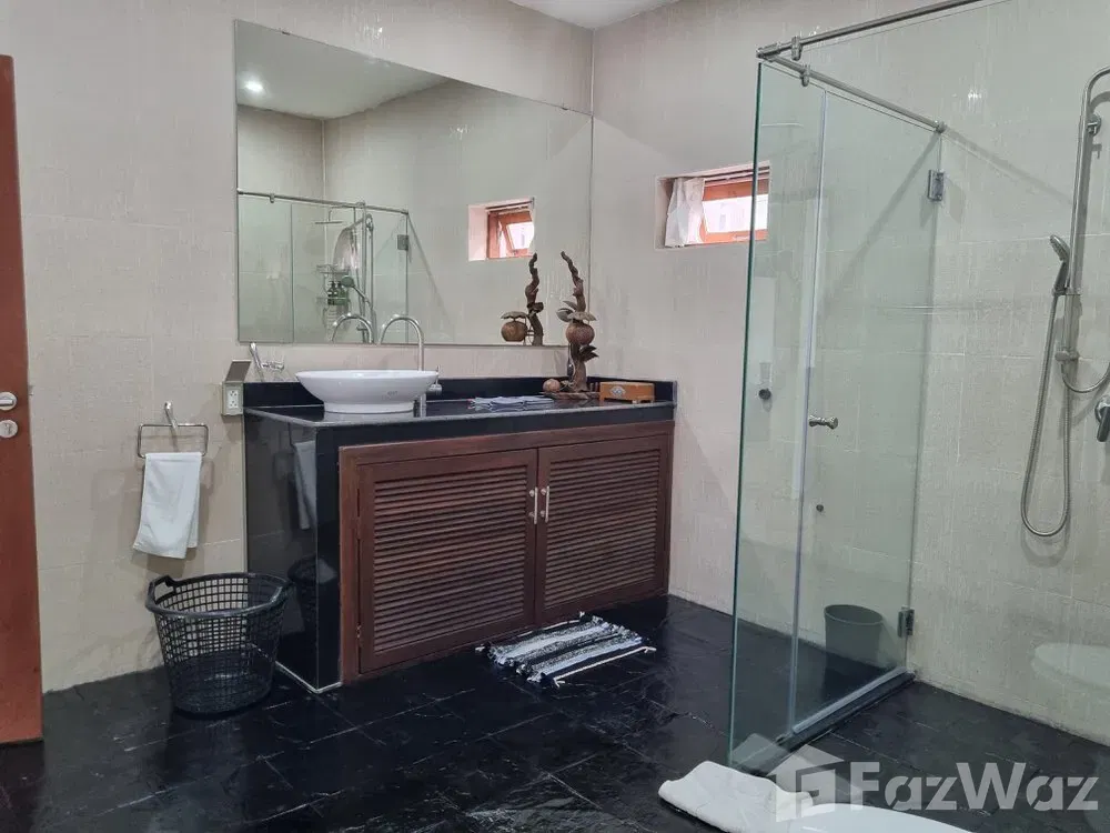 picture Villa in Hua Hin in a residence area, 6 bedrooms, 425m2 1834394 - 32/49