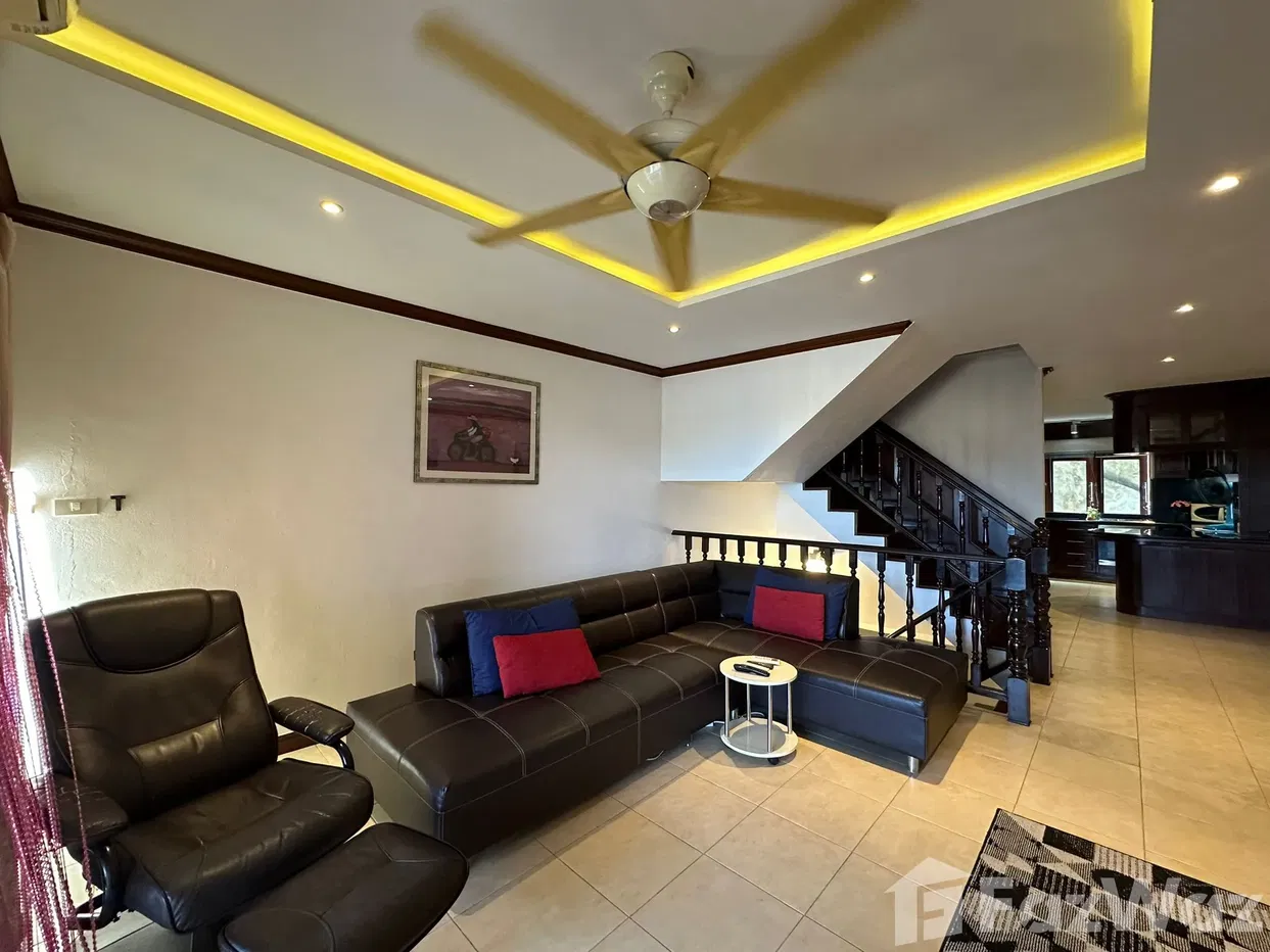 picture 3 Bedroom Townhouse for rent in Patong, Phuket 5969275 - 1/14