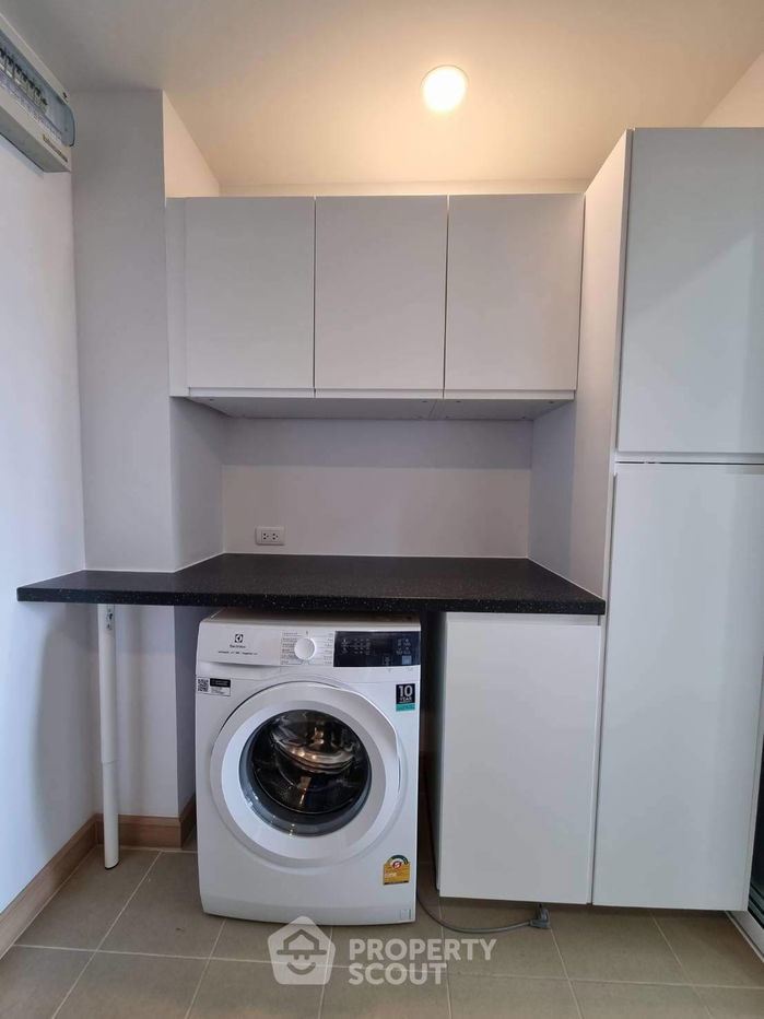 picture 2-BR Condo at Supalai Loft Prajadhipok-Wongwian Yai near BTS Wongwian Yai (ID 1930330) - 3/15