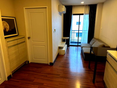 Condos for sale 700 Year Sports Arena Chiang Mai : Casa Suandok condo for sale , near Maharaj Hospital : Tel. +66823899314 (Bubu)