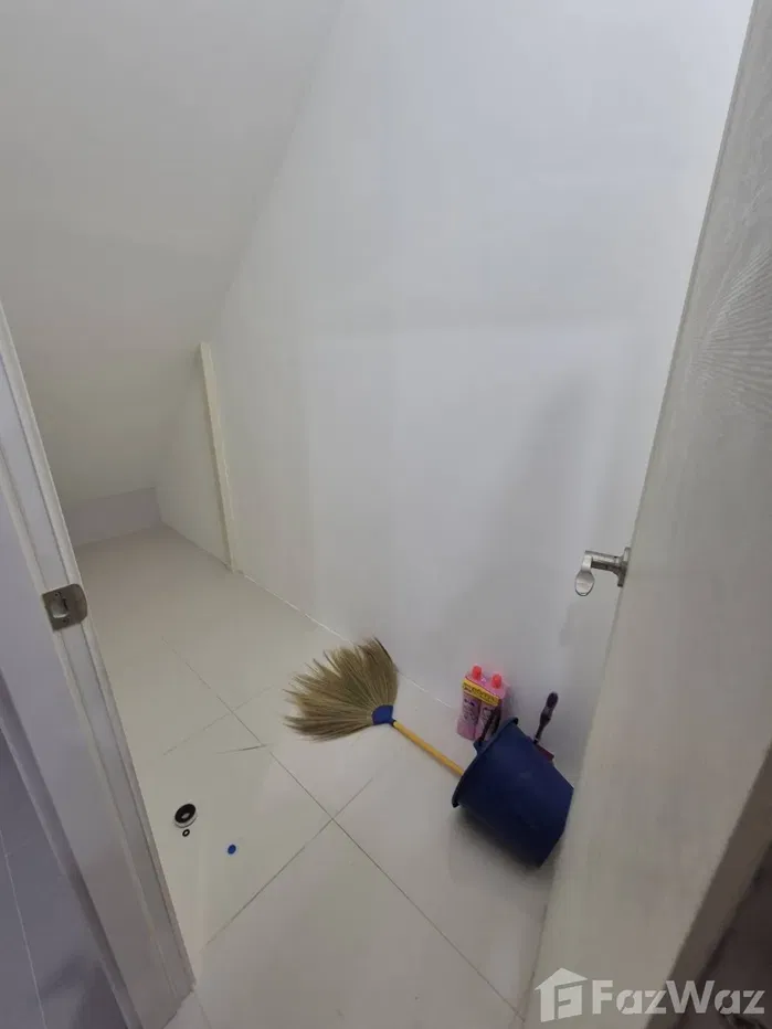 รูป ทาวน์เฮ้าส์ให้เช่า 3 ห้องนอน ในโครงการ เฌอ วัชรพล 5917595 - รูปที่ 8/13