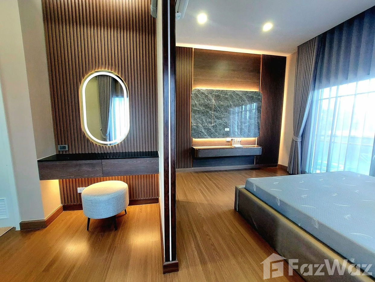 รูป บ้านเดี่ยวให้เช่า 4 ห้องนอน ในโครงการ แกรนด์ บริทาเนีย พระราม 9 - กรุงเทพกรีฑา 5378602 - รูปที่ 13/38