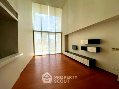 เช่าคอนโด สาทร ซอย 1 : คอนโด 3-ห้องนอน ที่ เดอะ สุโขทัย เรสซิเด้นซ์ คอนโดมิเนียม ใกล้ MRT ลุมพินี (ID 2359314)