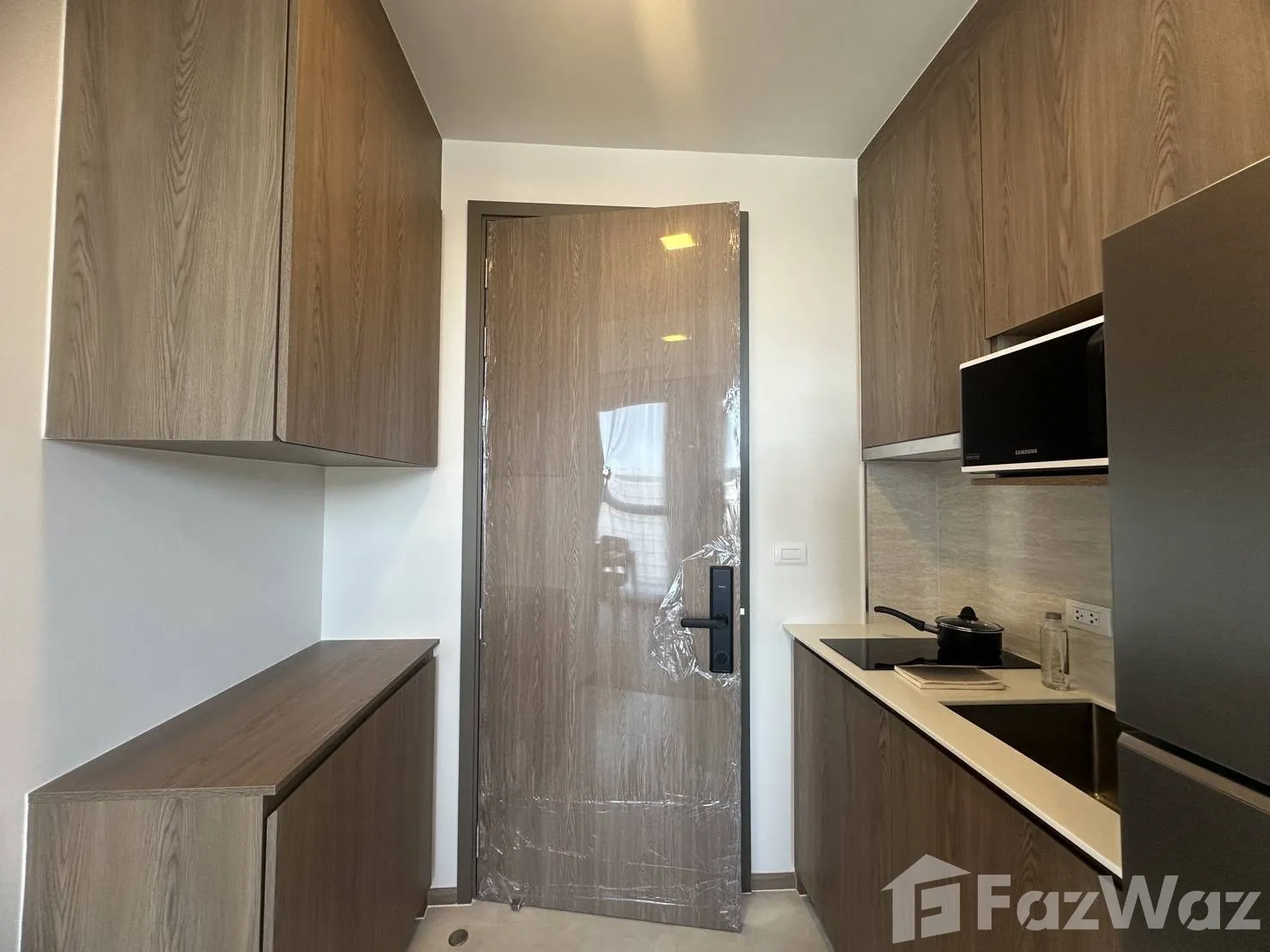 is a condo and apartment project located in Choeng Thale. 5937985 - image 4