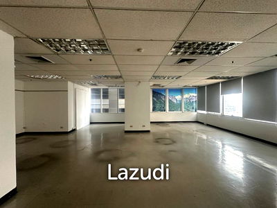 Office for rent Bang Rak : 90 sqm corner office Paso Tower Suriyawong Bang Rak Bangkok