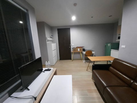 ให้เช่า พาร์คแลนด์ ศรีนครินทร์ เลคไซต์ 1 ห้องนอน 35 ตร.ม. รีโนเวทใหม่