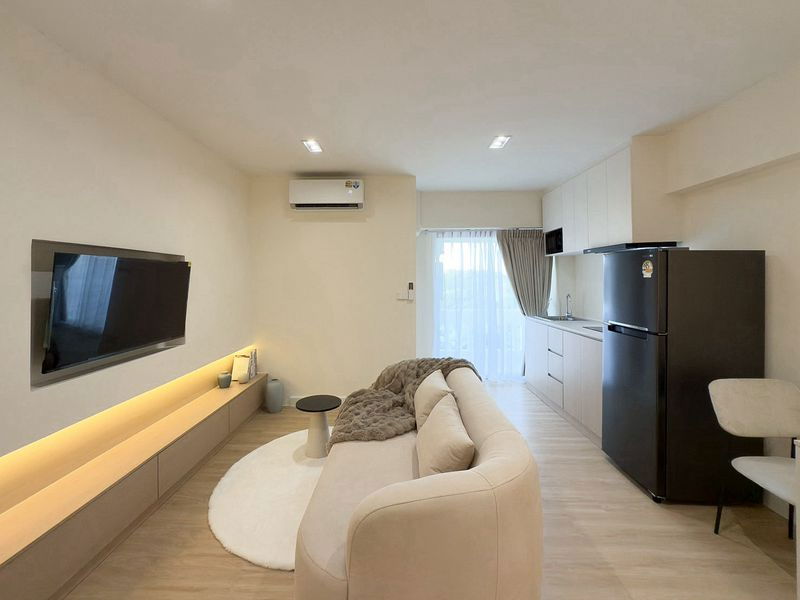 รูป ขายคอนโดเด่น 1 ห้องนอน 1 ห้องน้ำ 1 ห้องครัว 1 ที่จอดรถ - รูปที่ 1/12