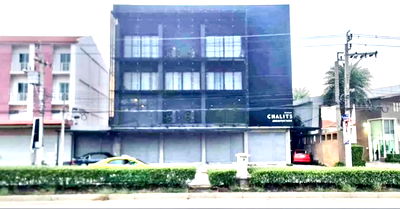 เช่าอาคารพาณิชย์ นนทบุรี : ให้เช่าพื้นที่ชั้น1 อาคารพาณิชย์4คูหา ถนนเลี่ยงเมืองนนทบุรี สะพานมหาเจษฎาฯ ต.บางกร่าง อ.เมืองนนทบุรี