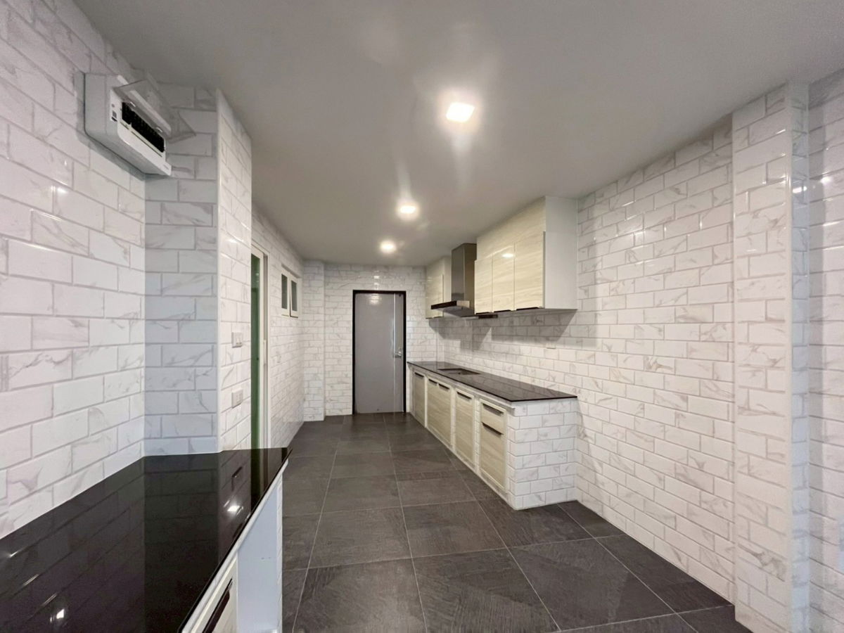 picture Sell Supalai Premilla, new condition, with furniture, booth, in 101.8 sq. T. 259 sqm. Full function, suitable for large families. - 14/33