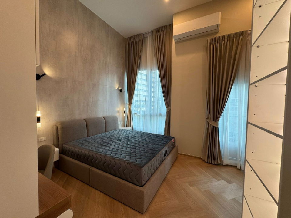 picture For rent: Noble Revolve Ratchada, 2-bedroom unit, beautifully furnished, with a 4-meter high ceiling. Ready to move in immediately, RW007415 - 17/17