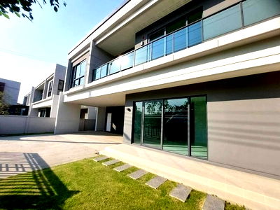 บ้านเดี่ยวให้เช่า : HR3165ปล่อยเช่าบ้านเดี่ยวหรู Centro บางนา – แปลงหน้าสวน แบบบ้าน Zoticus ขนาดใหญ่ที่สุดในโครงการ ใกล้ Mega Bangna เพียง 700 เมตร