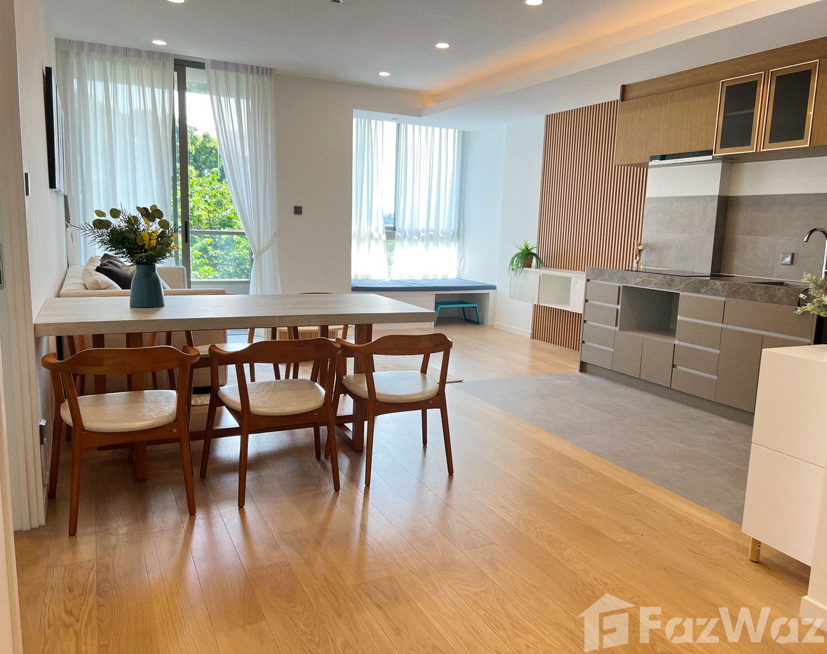 picture . 2015780 - 22/28