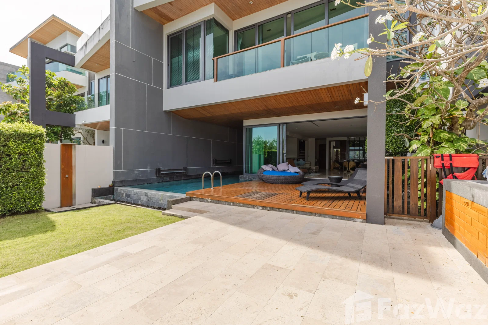 Eva Beach Sumptuous Seaview Villa  647974 - image 2