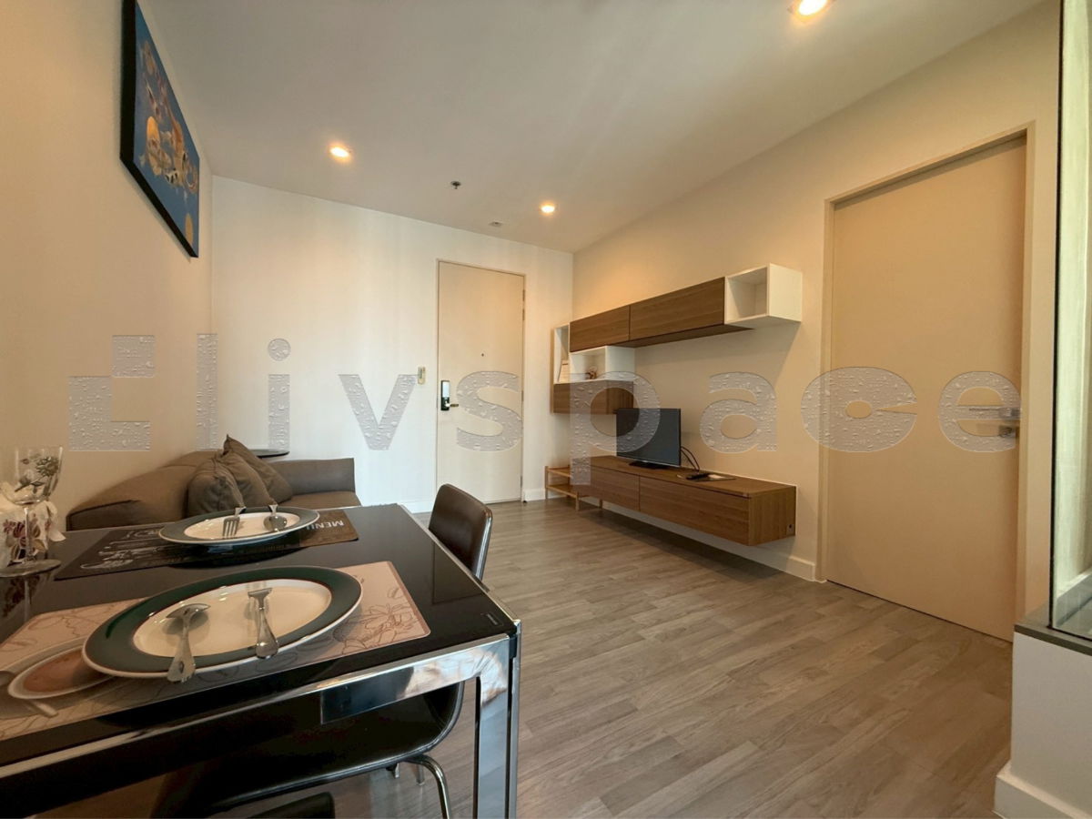 picture ▚ LF133ツ For Rent: The Room Wongwianyai – 1 Bed 43 sqm 🥇Steps to BTS | Pristine Unit | Great Landlord | Ready to Move In - 3/12