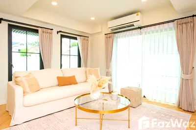 Houses for rent MRT Phattanakan : 5 Bedroom House for rent in Suan Luang, Bangkok  5962639