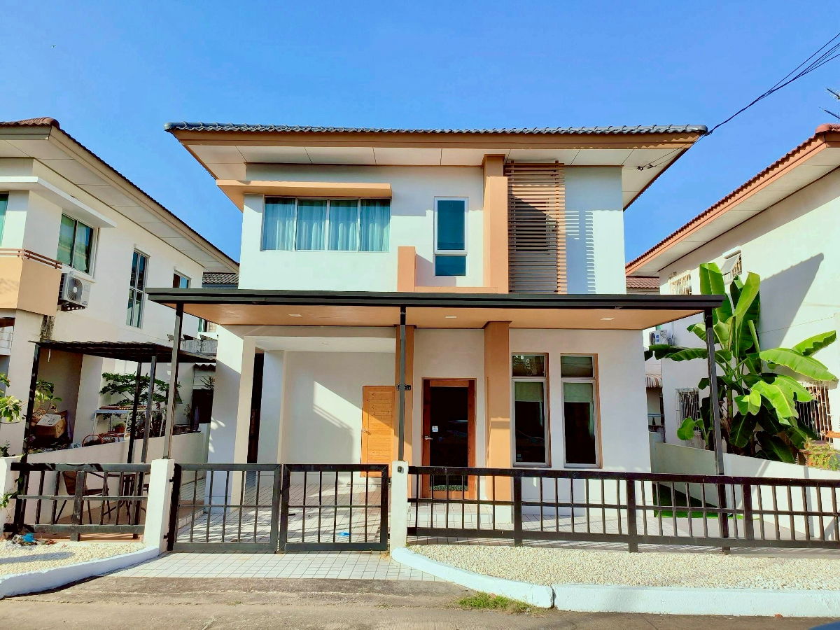 picture Semi-Detached Home Designed Like a Single House | Prime Panya Intra Location Near Safari World - 1/20