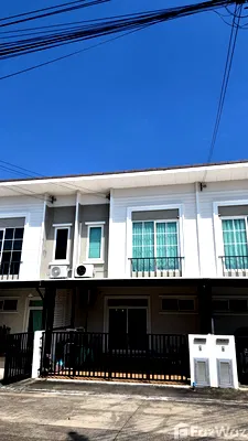 ทาวน์โฮมให้เช่า : บ้านใหม่ ทาวน์โฮมใกล้ BTS วุฒากาศ | Casa City กัลปพฤกษ์-สาทร 5929951