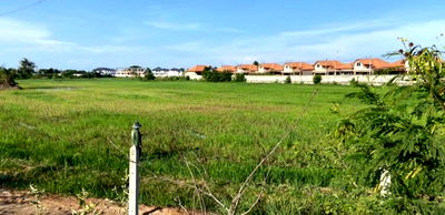 Land for sale Muang Ratchaburi Ratchburi : Land for sale in Ratchaburi city center, near Robinson Ratchaburi. The land is already filled and leveled