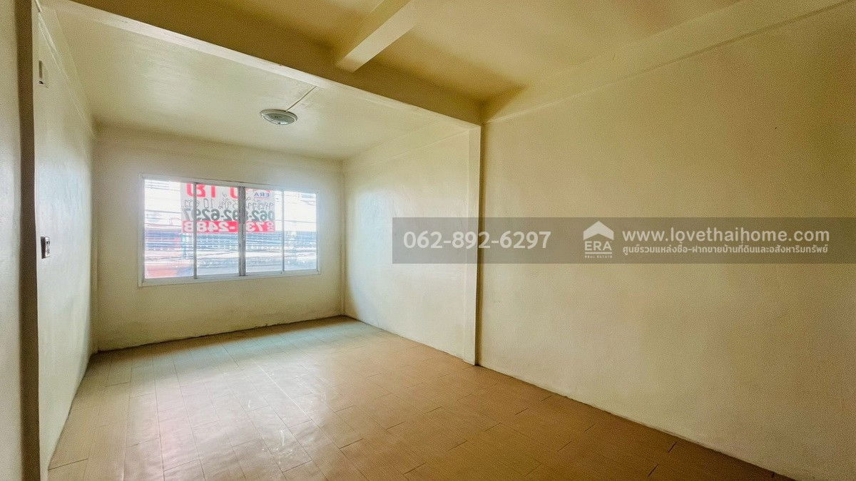 picture Three-story shophouse for sale in a prime location on Charoen Rat 5 Road, Intersection 4. 10 square meters of land area. - 3/11