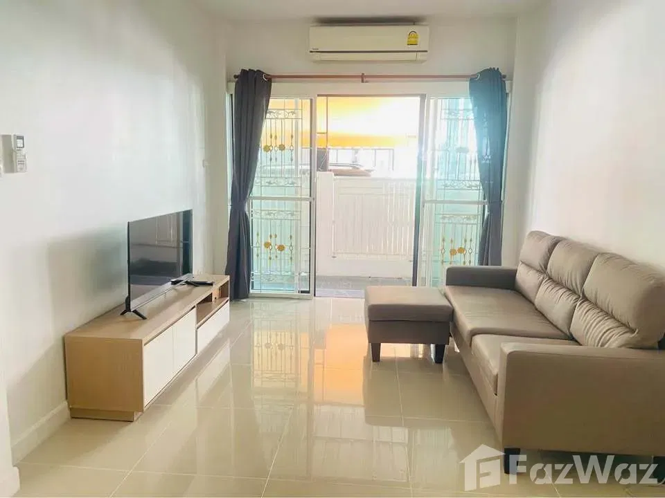 รูป ทาวน์เฮ้าส์ให้เช่า 3 ห้องนอน ในโครงการ Tarn Tong Villa 5949321 - รูปที่ 2/6