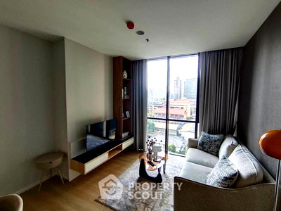 Condos for rent Soi Sukhumvit 71 : 2-BR Condo at Up Ekamai near ARL Ramkhamhaeng (ID 2022310)