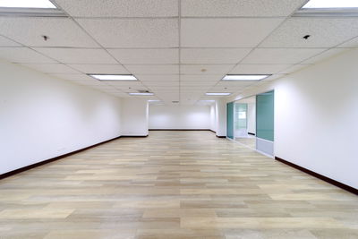 Office for rent Bang Rak : WS6393 🏢✨ Office for rent at Sethiwan Tower – in the heart of Sathorn, near BTS Chong Nonsi. Only 450 THB/sq.m.