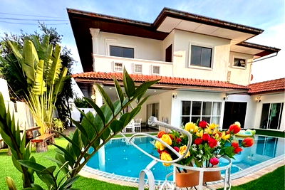 Houses for rent Jomtien Sai 2 : [920311045-72] House for rent private swimming pool Area Jomtain beach