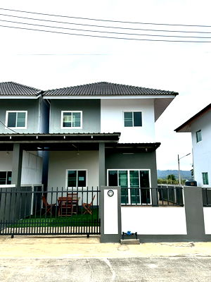 เช่าบ้านเดี่ยว เชียงราย : ให้เช่าบ้านเดี่ยว 2 ชั้น  4 ห้องนอน 2 ห้องน้ำ 1  ห้องครัว  1  ที่จอดรถ