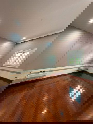 รูป HR3160เช่าคฤหาสน์หรูหลังใหญ่ ซอยแจ้งวัฒนะ 14 พื้นที่ 1 ไร่ พร้อมสระว่ายน้ำส่วนตัว ใกล้รถไฟฟ้าสายสีชมพูเพียง 1.5 กม. | ตกแต่งบิวท์อินครบทั้งหลัง - รูปที่ 3/18