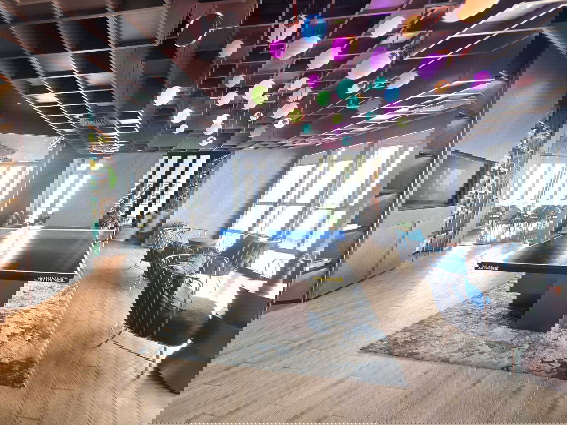 picture Walking Street Condo!! Prime High-Potential Location!! Brand-new unit at Edge Central Pattaya, right in the heart of Pattaya. - 16/22