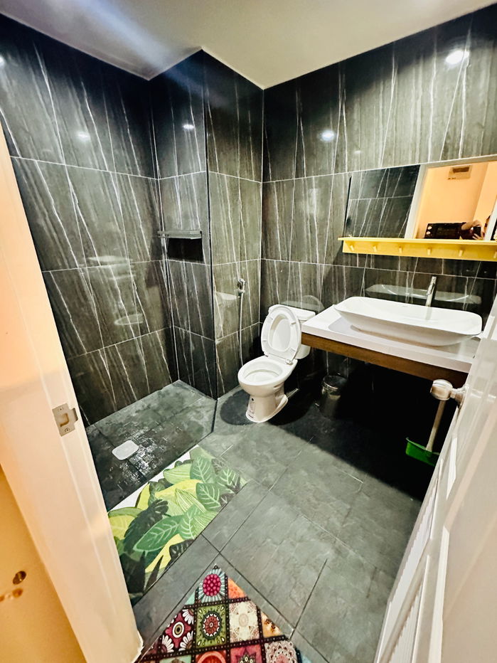 picture Condo for rent, Inspire Place ABAC-Rama 9, studio 29 sqm, 7,500 THB/month. Interested please call 0652303645 or Line ID: jeabnwcd_3 - 12/21