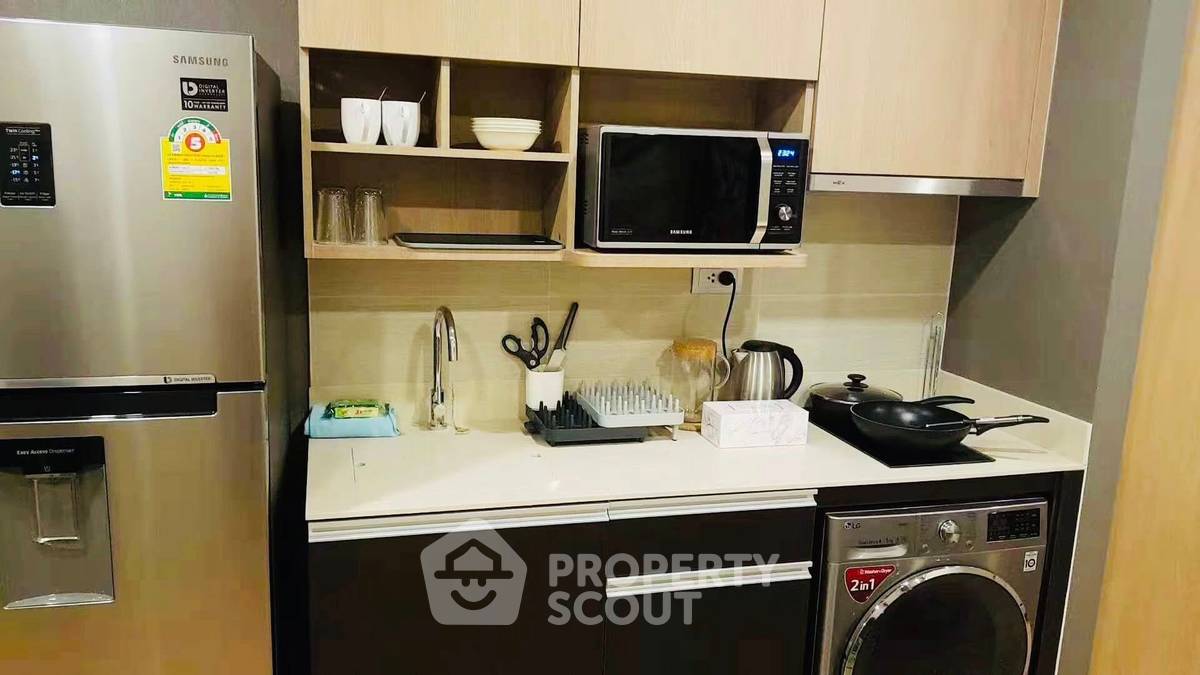 picture 2-BR Condo at Q Chid Lom - Phetchaburi near BTS Chit Lom (ID 2548406) - 8/12
