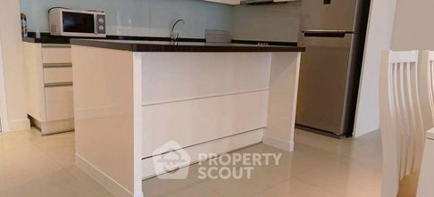 3-BR Condo at Le Nice Ekkamai Condominium near BTS Ekkamai (ID 2541220)