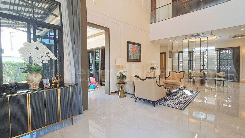 รูป บ้านเดี่ยว เลค เลเจนด์ แจ้งวัฒนะ Super Luxury สไตล์ฝรั่งเศส ราคาถูกที่สุดในโครงการ - รูปที่ 3/20