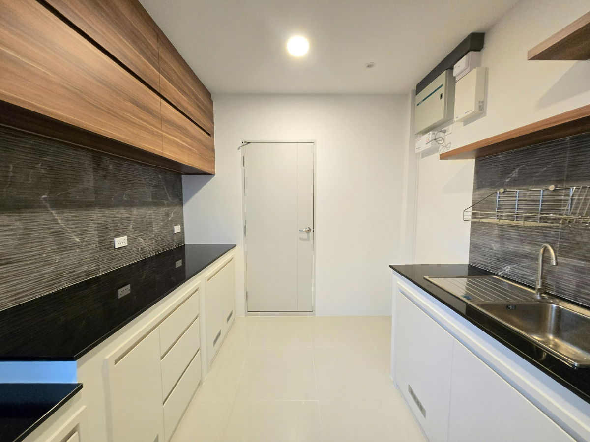 picture ✨ Luxury detached house for rent in Centro Bangna Village, 2 stories, 4 bedrooms, 4 bathrooms, 3 parking spaces 🏡💖 - 5/14