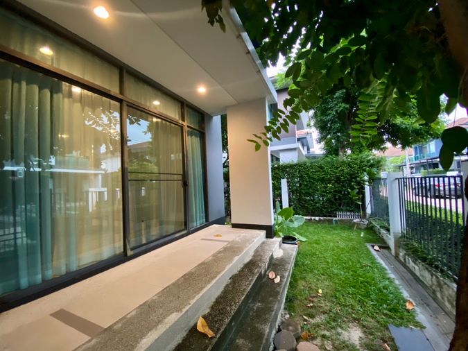 3-bed house for sale, 163 sqm, 52 sq wah, Setthasiri Krungthep Kreetha