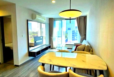 Condos for rent : ✨Cozy 2 Bedroom Unit For Rent @IDEO Mobi Sukhumvit 40 ✨🏡