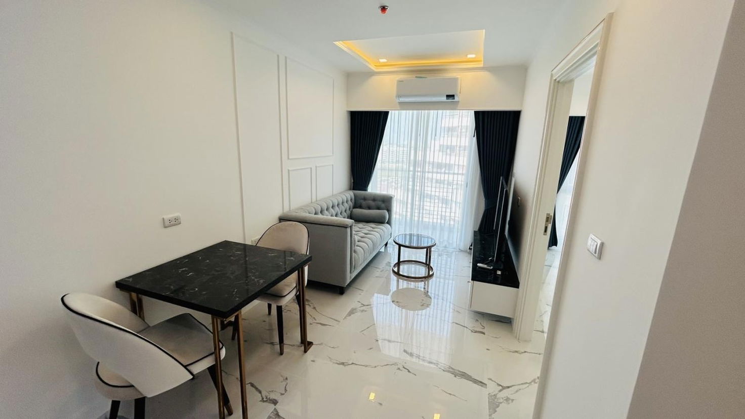 picture 1 Bedroom Condominium for Sale at Empire Tower Pattaya - 1/11